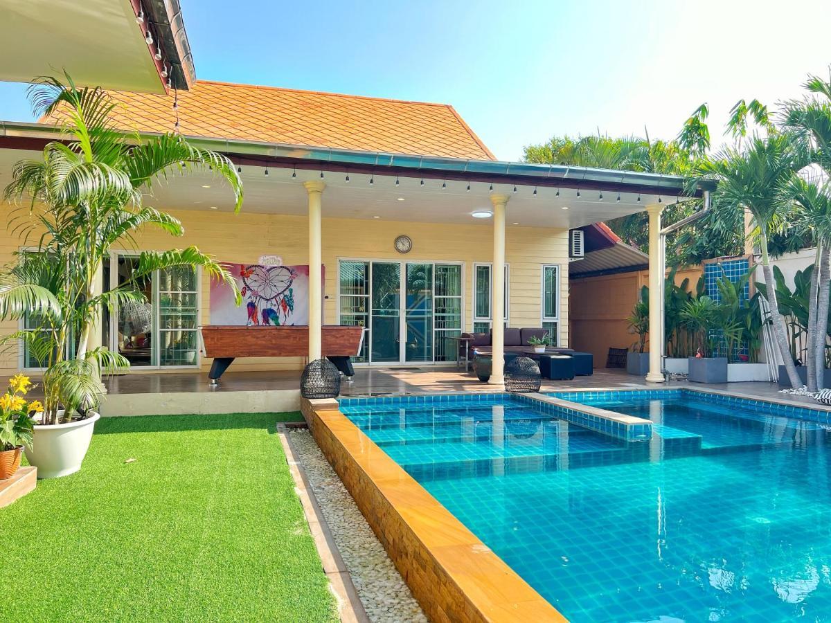 Mantra Pattaya Pool Villa With Jacuzzi In Pattaya-Pet-Friendly Praia de Jomtien Exterior foto