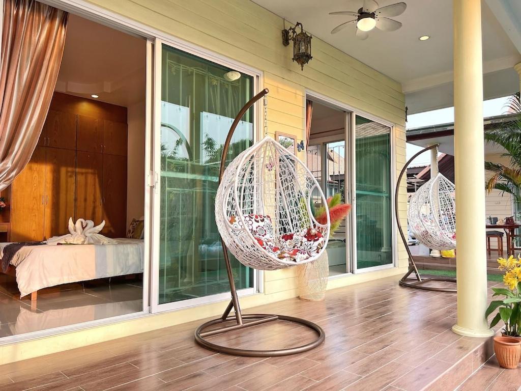 Mantra Pattaya Pool Villa With Jacuzzi In Pattaya-Pet-Friendly Praia de Jomtien Exterior foto