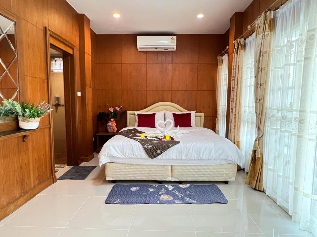 Mantra Pattaya Pool Villa With Jacuzzi In Pattaya-Pet-Friendly Praia de Jomtien Exterior foto